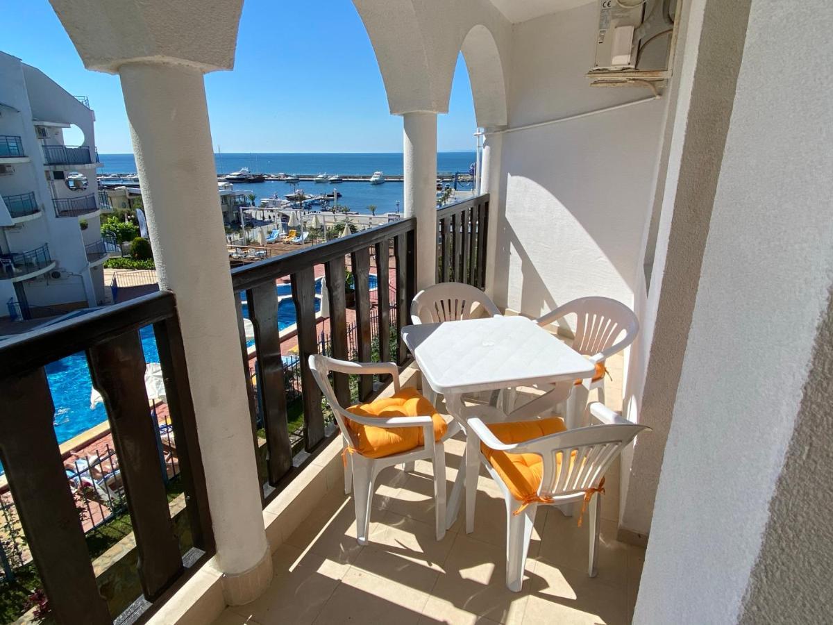 Top Complex Apartment On The Beach Sveti Vlas Exterior photo